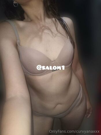 curvyanaxxx