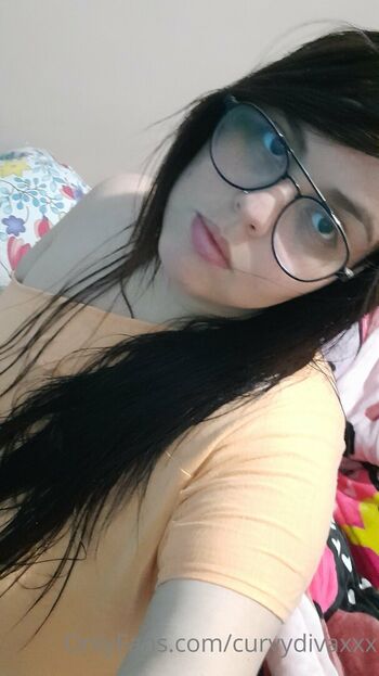 curvydivaxxx
