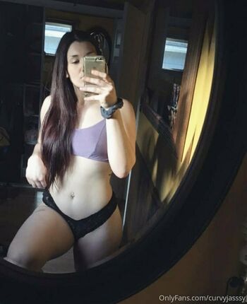 curvyjasssy
