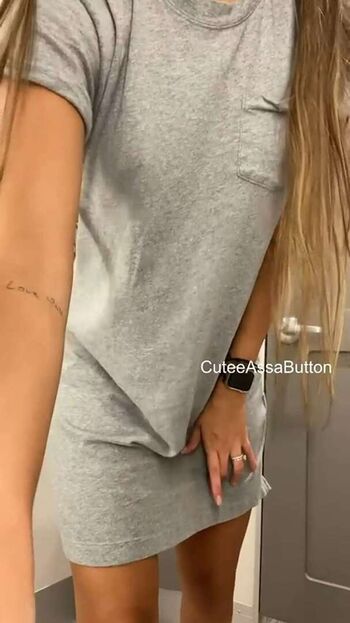 CuteeAssabutton
