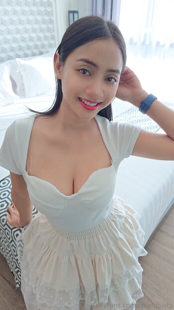 cutenbusty