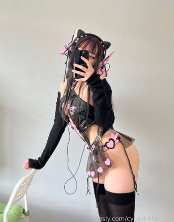 cyberkitty_____