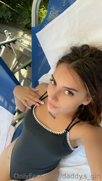 daddy.s_girl