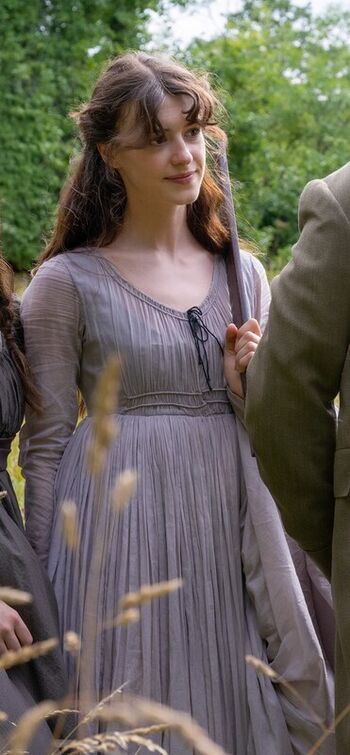 Daisy Edgar-Jones