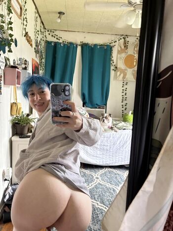 Daisy Lee