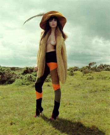 Daisy Lowe