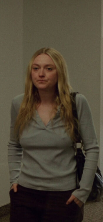 Dakota Fanning