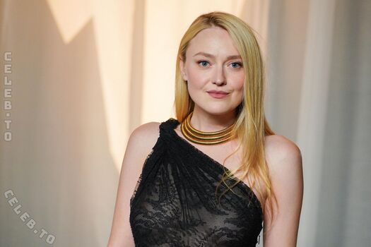 Dakota Fanning