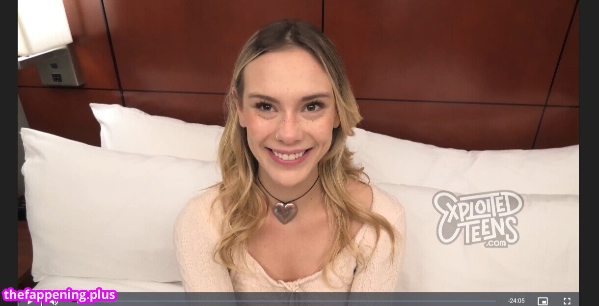 DakotaDivilla