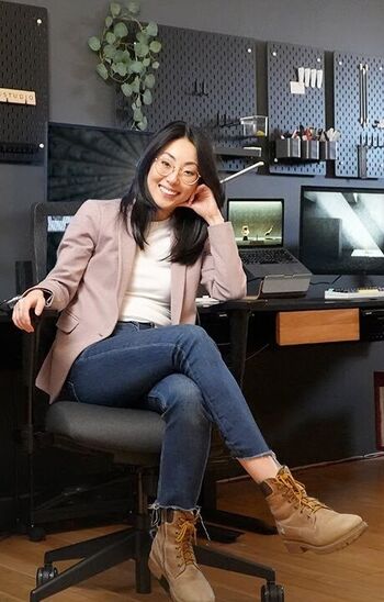 Dami Lee