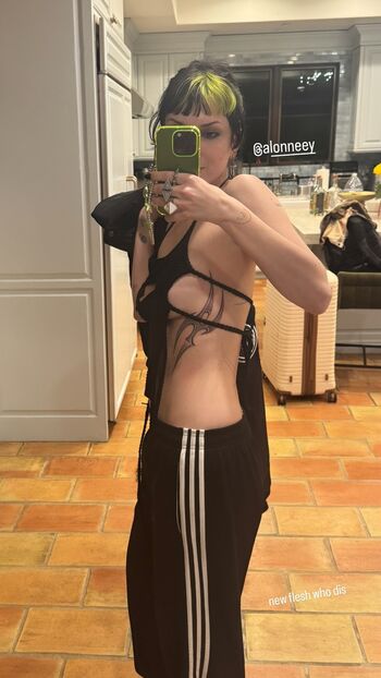 Dani Thorne