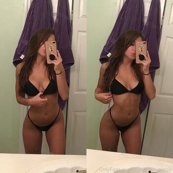 danielleeynicole