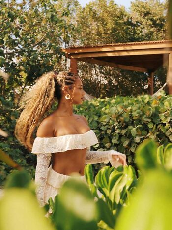 DaniLeigh
