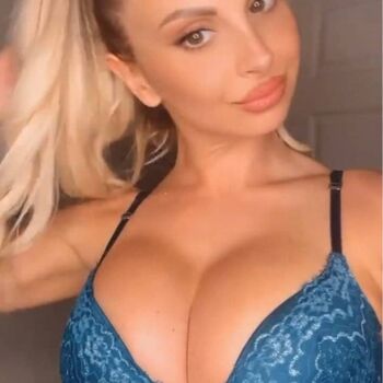 Danni Ellexo
