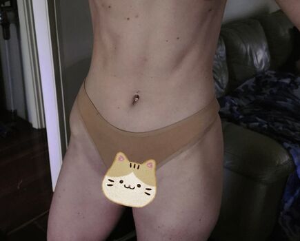 DeadlyKitten's Kofi
