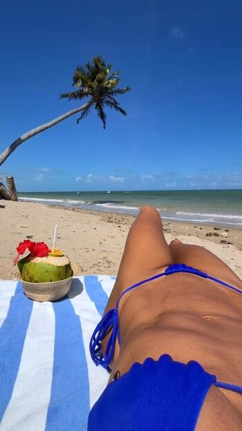 Deborah Secco