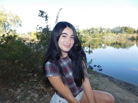 Delilah Raige