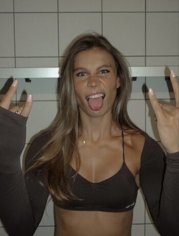 Demi Van Den Wildenberg