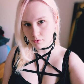 DemonicLiz