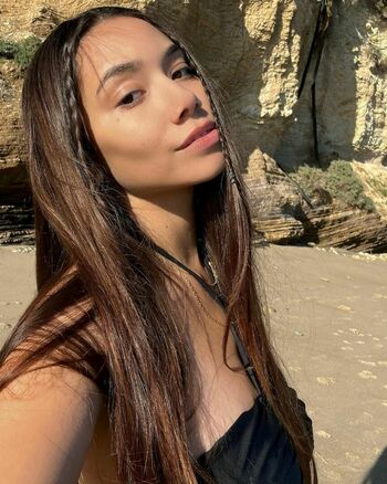 Desiree Flores