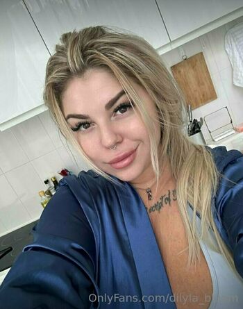 dilyla_bloom