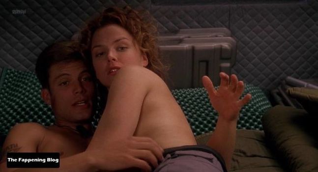 Dina Meyer