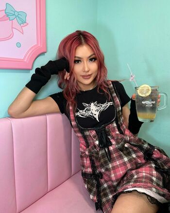 DJ Camgirl