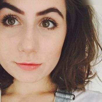 Dodie Clark
