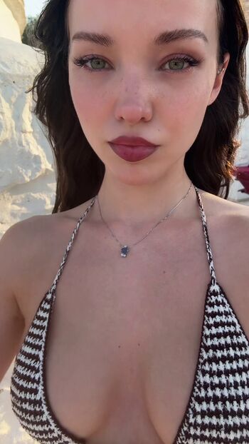 Dove Cameron