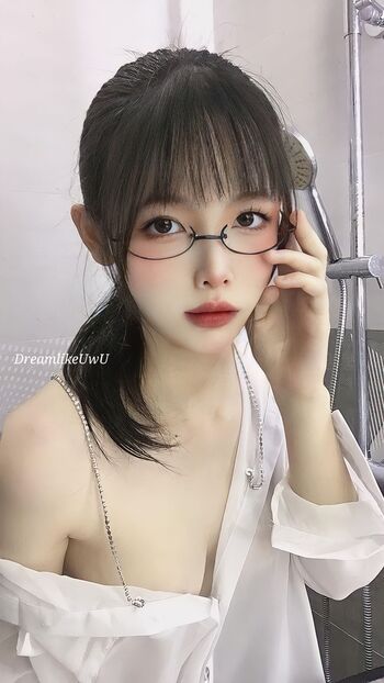 DreamlikeUwU