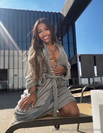 dreamymoli