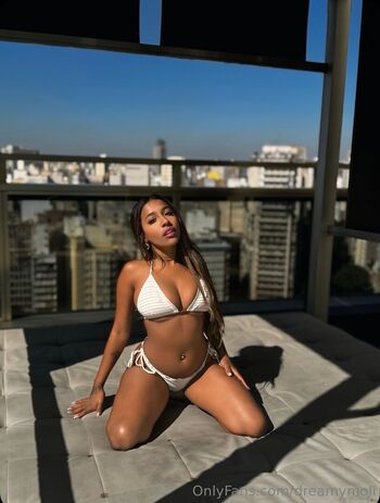 dreamymoli