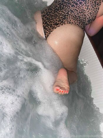 dropdeadfeet