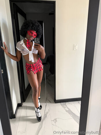 ebonybutts
