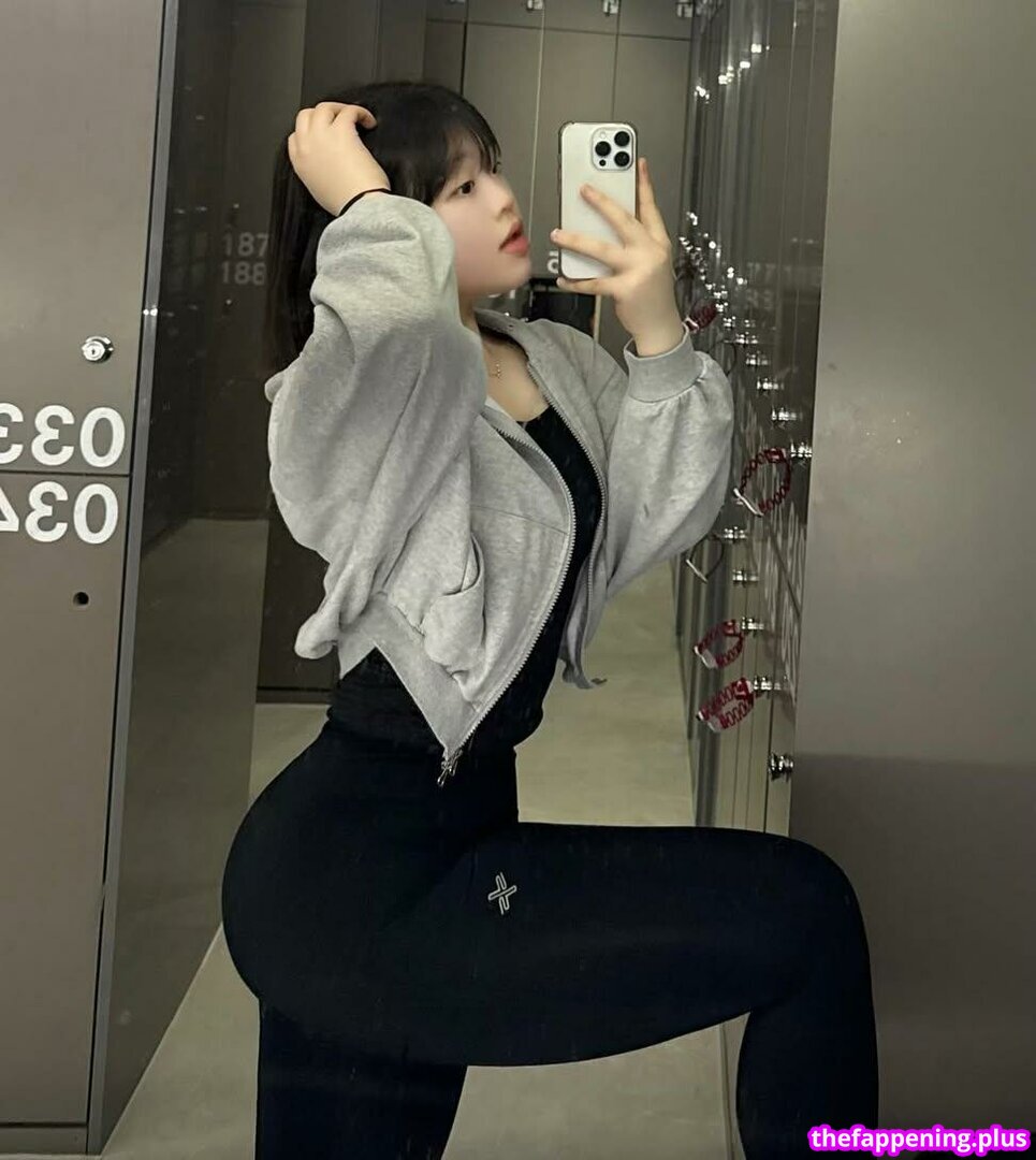 eee_se0_ / 은서 Fotografie OnlyFans Dezbrăcată #10
