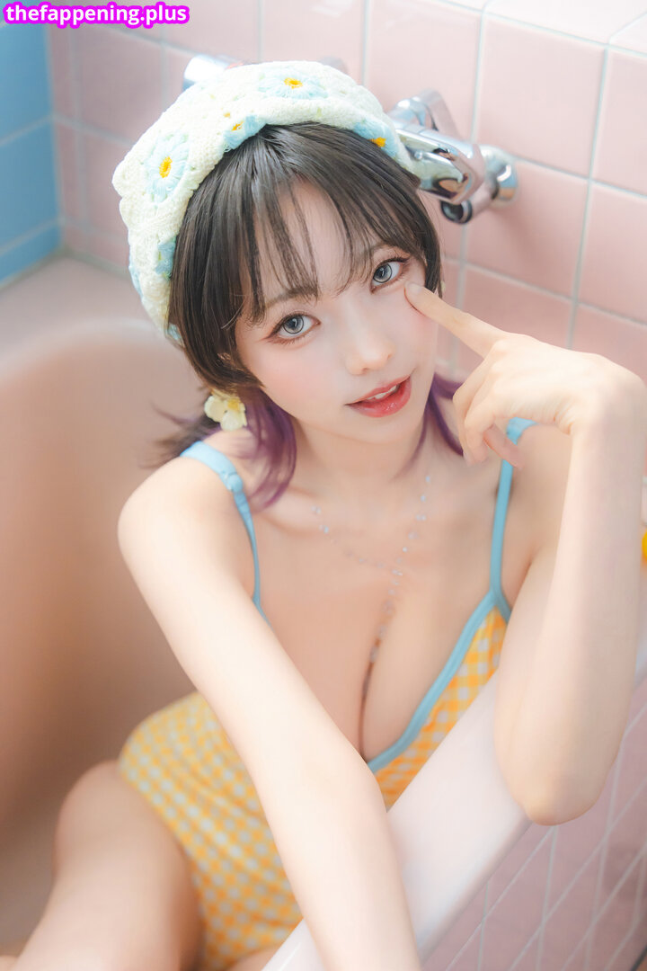 Ely Cosplay / Ely_eee / eeelyeee Nude OnlyFans Photo #208
