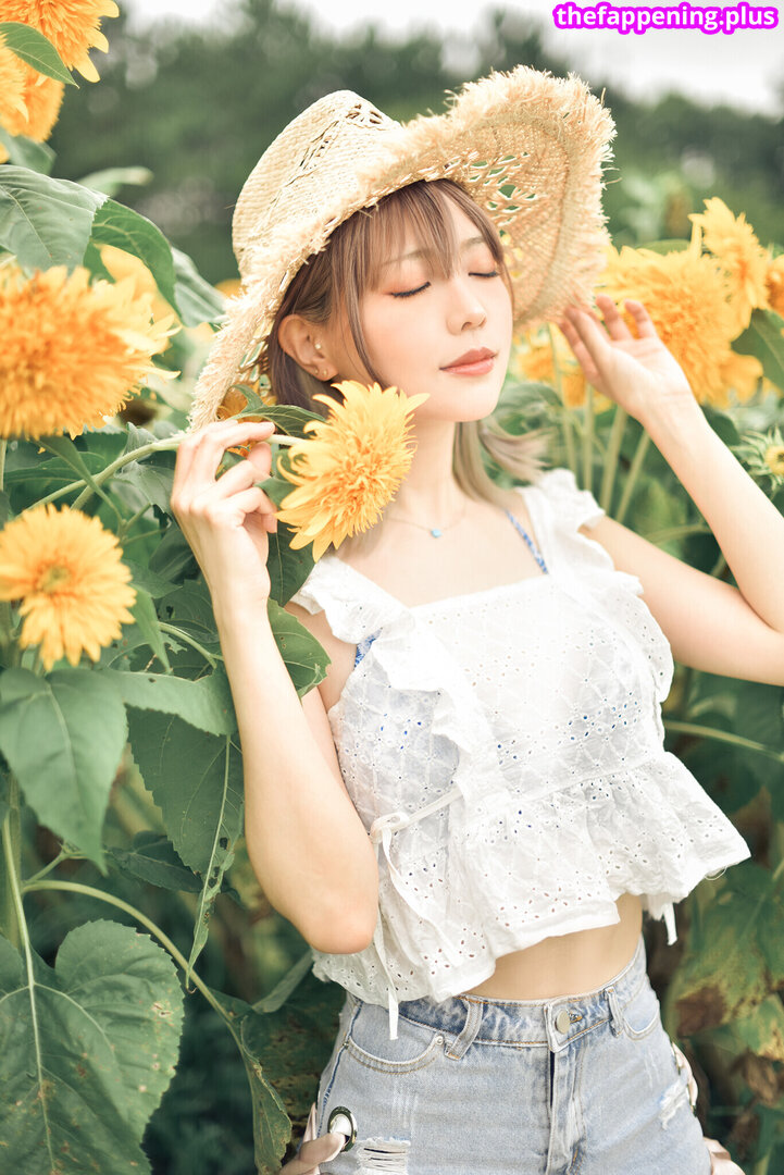 Ely Cosplay / Ely_eee / eeelyeee 裸照OnlyFans照片 #446