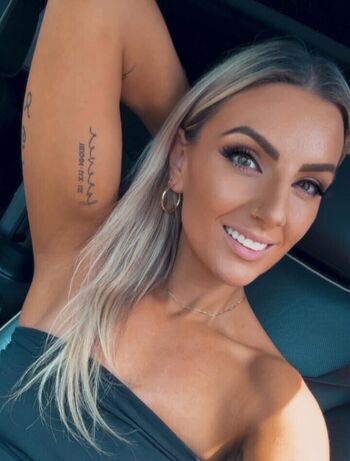 Elania Viktoria