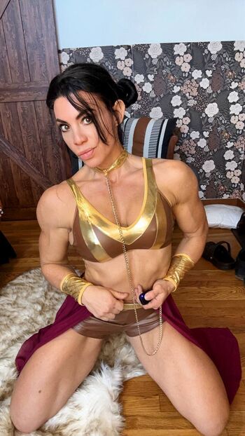Elena Fox