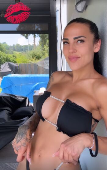 Elena Miras