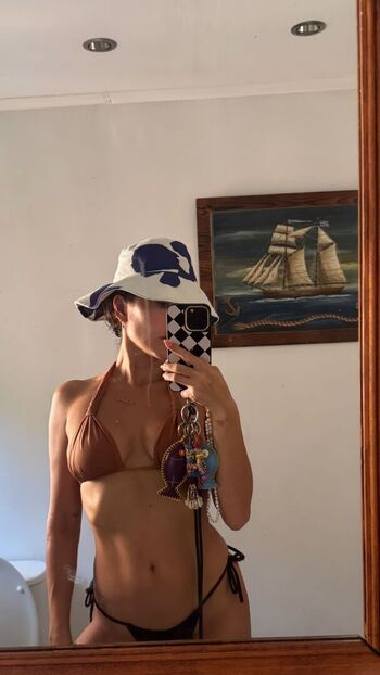 Elena Ora