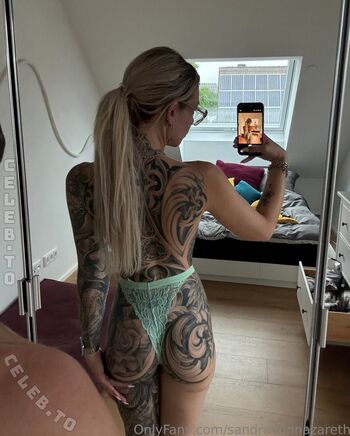 Elena_tight