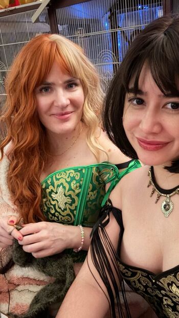 Elise ASMR / Elise Tran / Elise's Garden