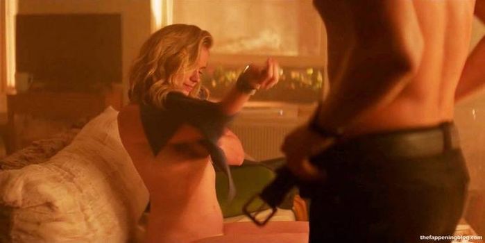 Elizabeth Lail