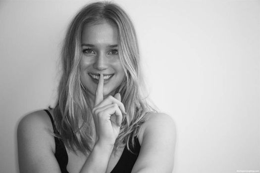 Elizabeth Lail