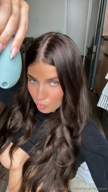 Ella Bleu
