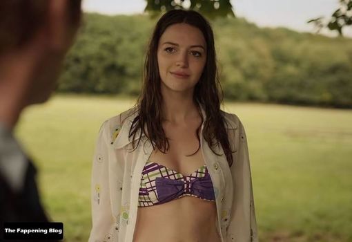 Ella Hunt
