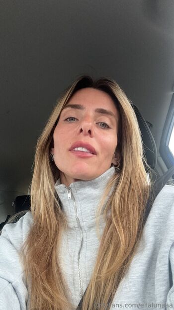 Ella Luna