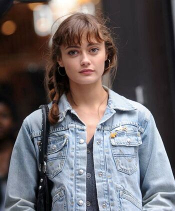 Ella Purnell