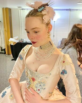 Elle Fanning